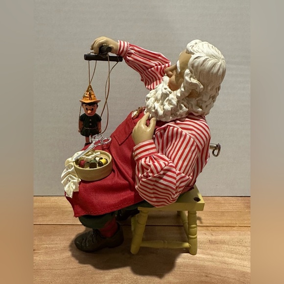 Kurt S. Adler “Gepetto Santa” Musical Figurine with Puppet - Picture 5 of 14
